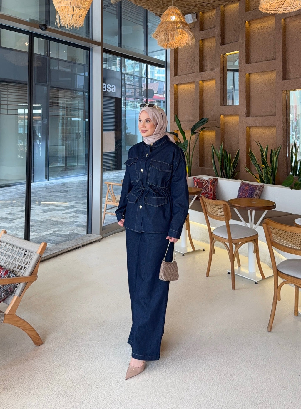 Belden Oturtmalı Denim Takım