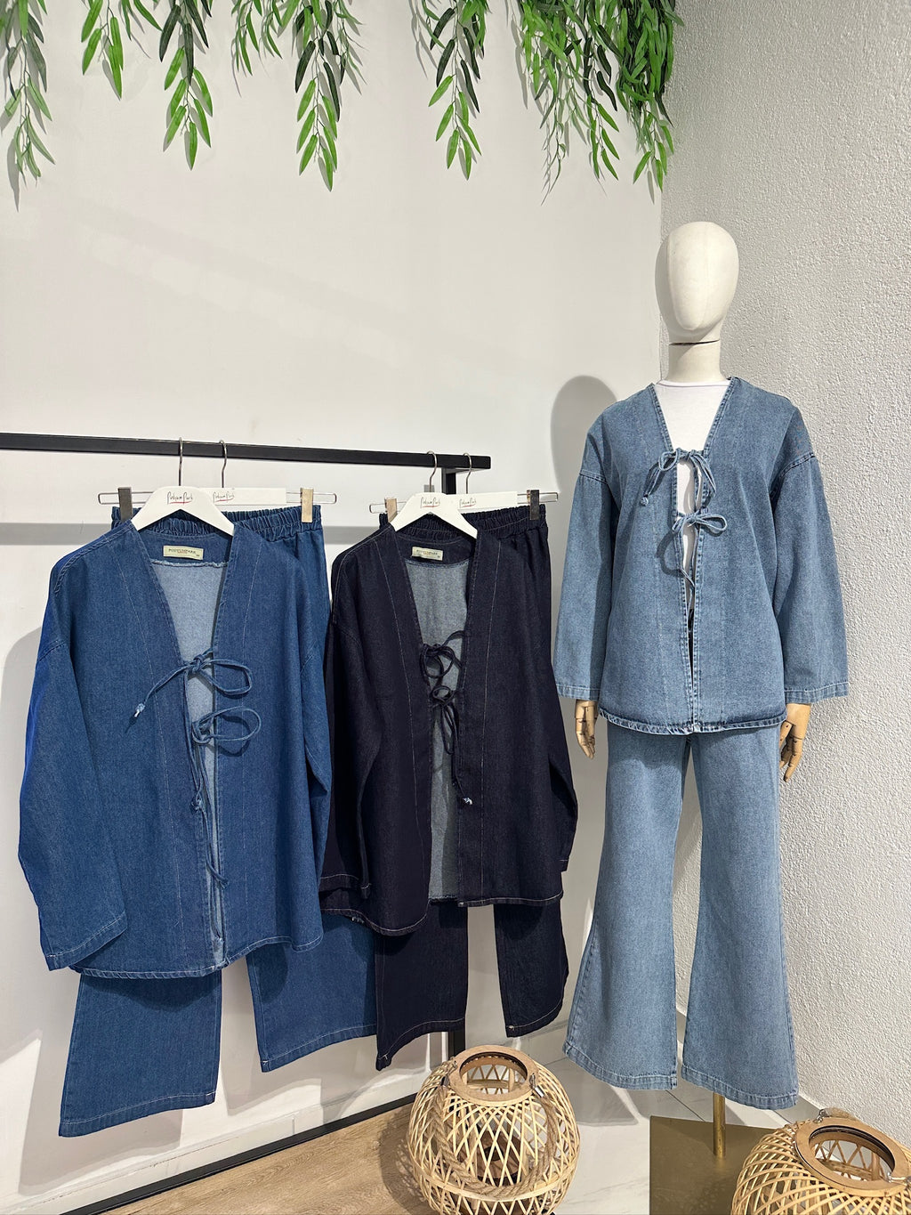 Önden Bağlamalı Denim Takım