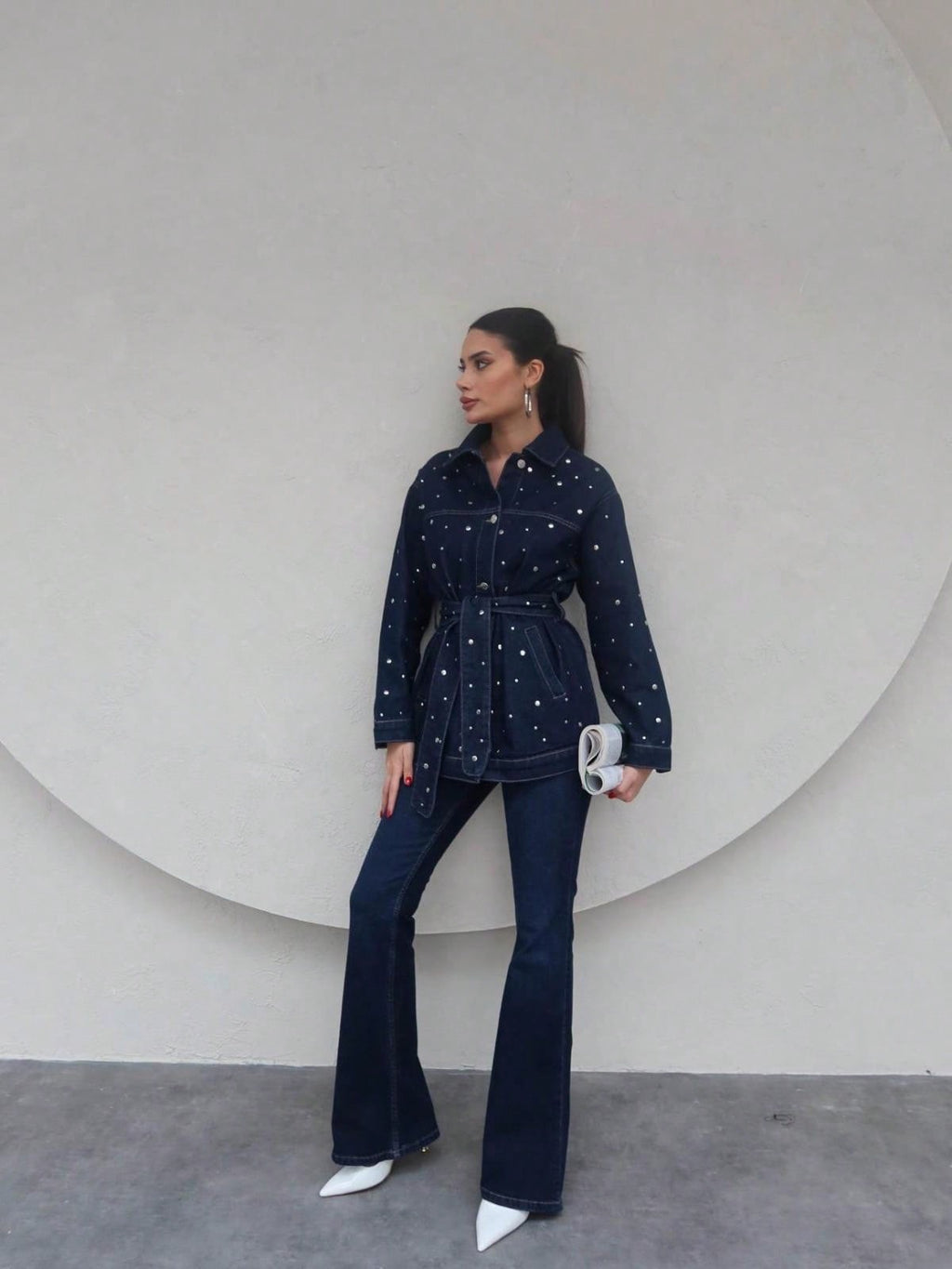 İnci Detaylı Kemerli Denim Takım