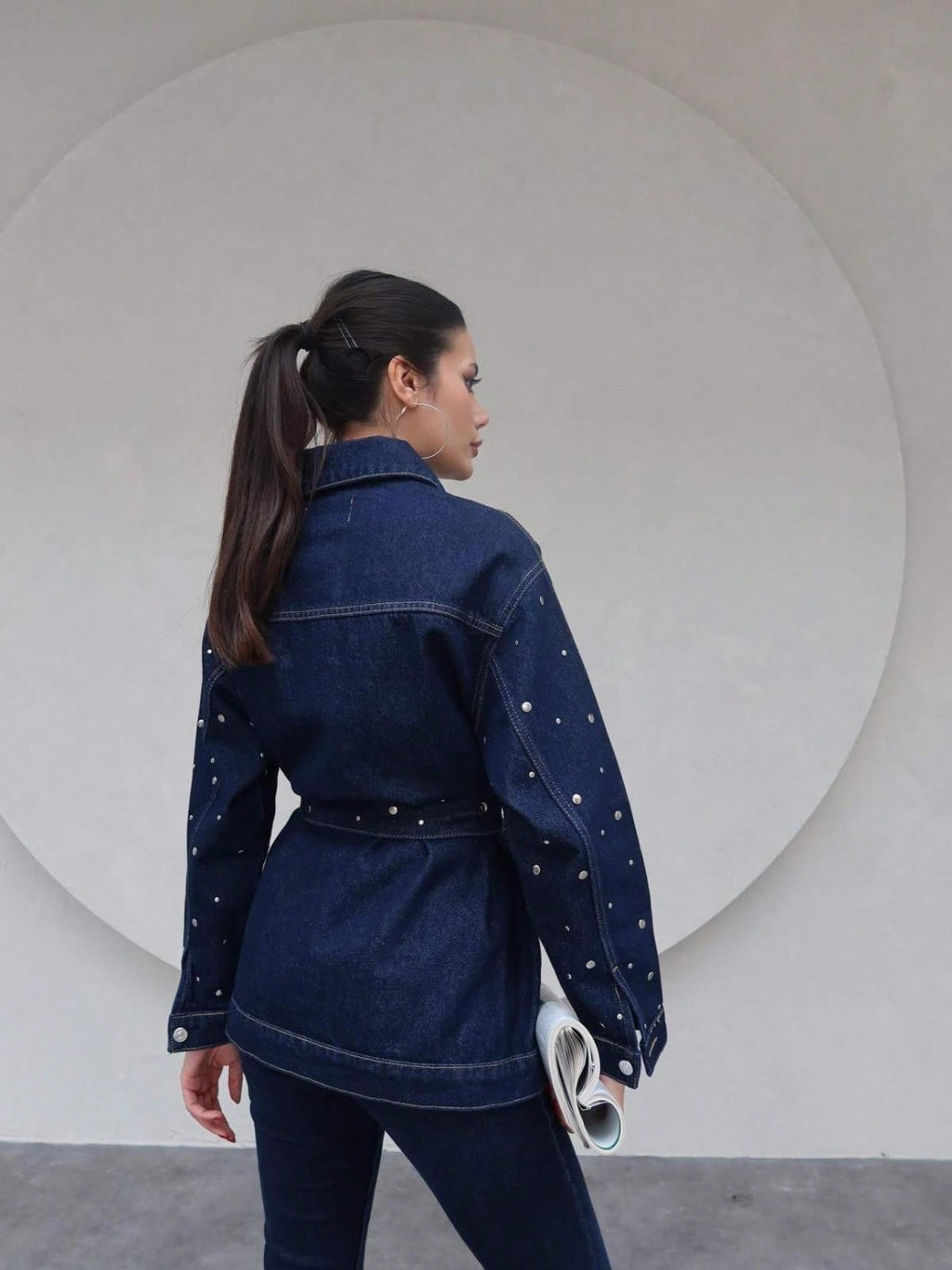 İnci Detaylı Kemerli Denim Takım